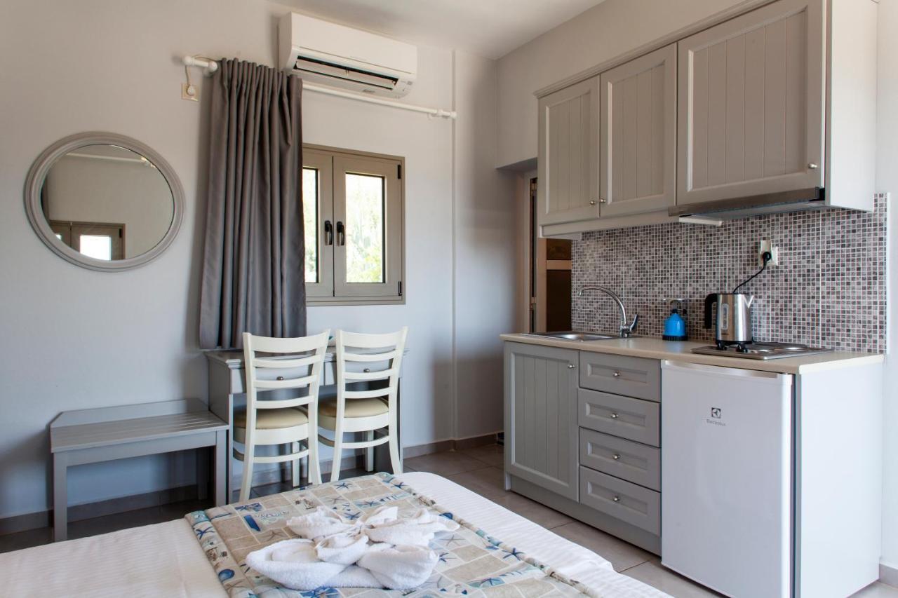 Mythos Suites Diskos Lentas Exterior photo